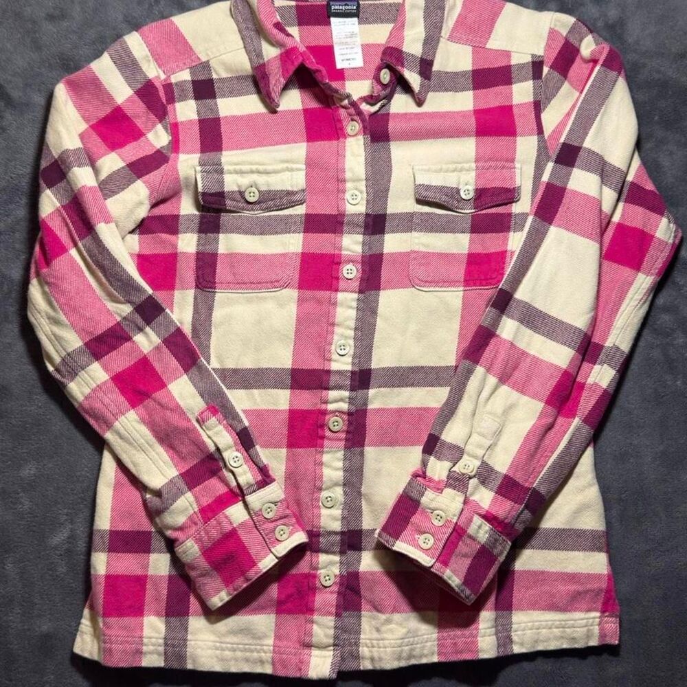 Patagonia Women's multi Shirt